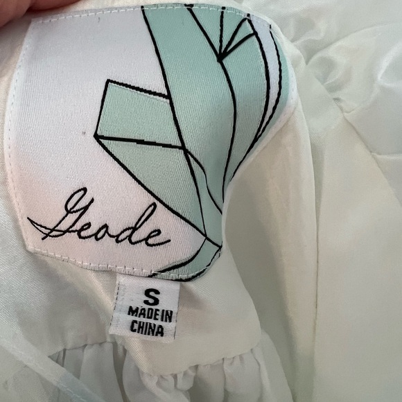 Geode Sleeveless Polka Dot Dress - Picture 12 of 12